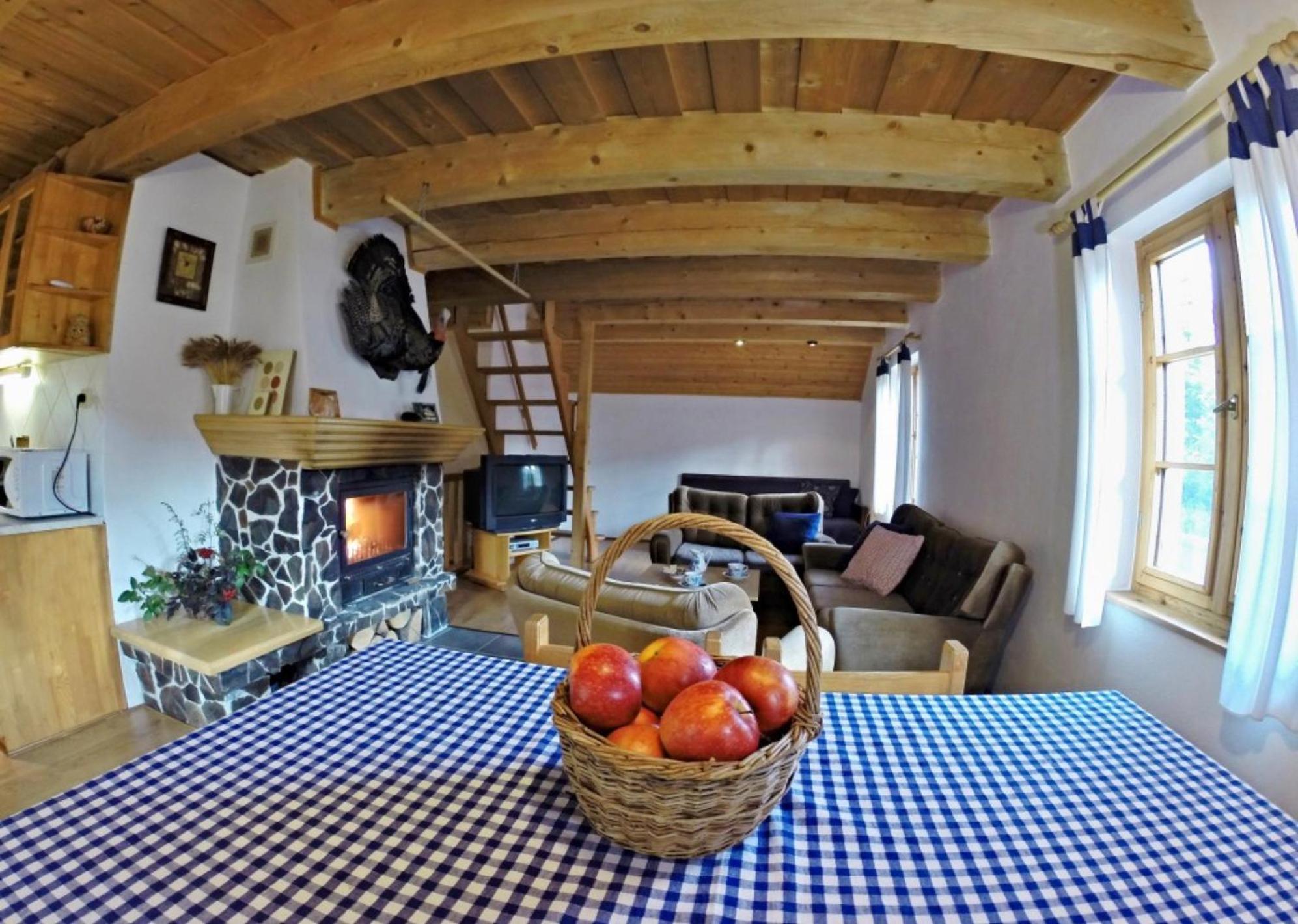 Domcek V Strani Villa Mýto pod Ďumbierom Bagian luar foto